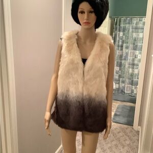JOLT Chic Faux Fur Vest -Black and Cream Size Large